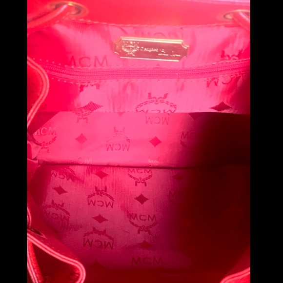 MCM “AUTHENTIC” VINTAGE PEBBLE LEATHER BACKPACK - Picture 7 of 16